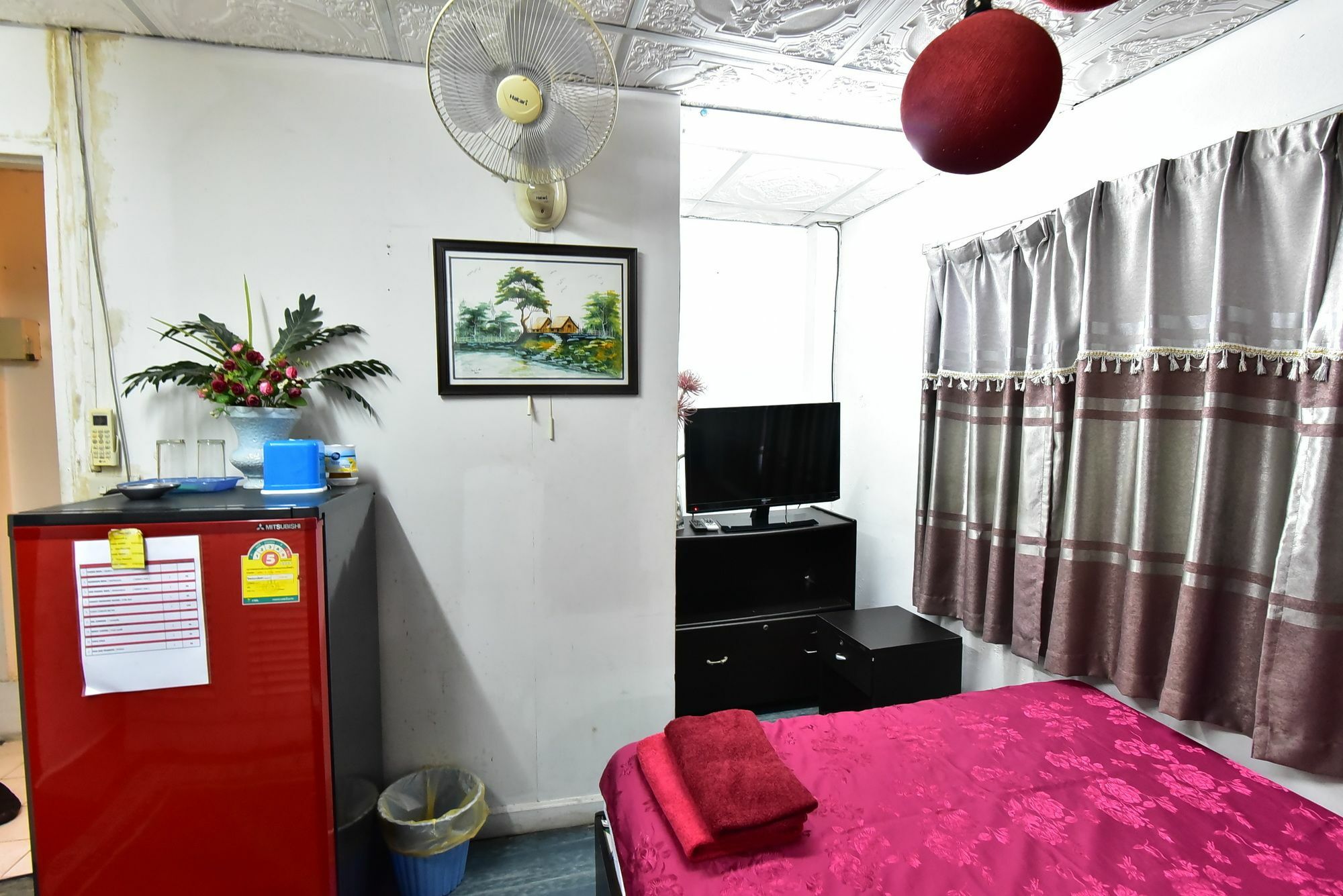 Maxwell Inn Pattaya Extérieur photo